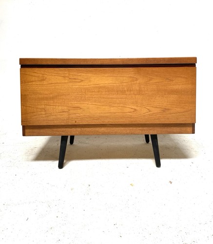 Vintage retro mid century - mid,